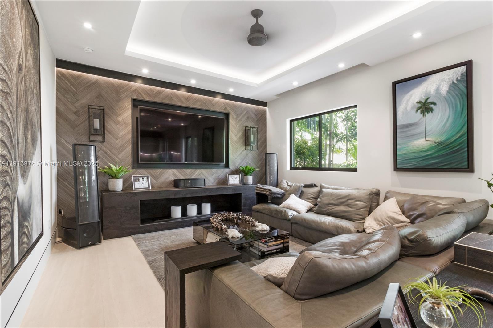 STEELE PARK SUB - Residential Lease