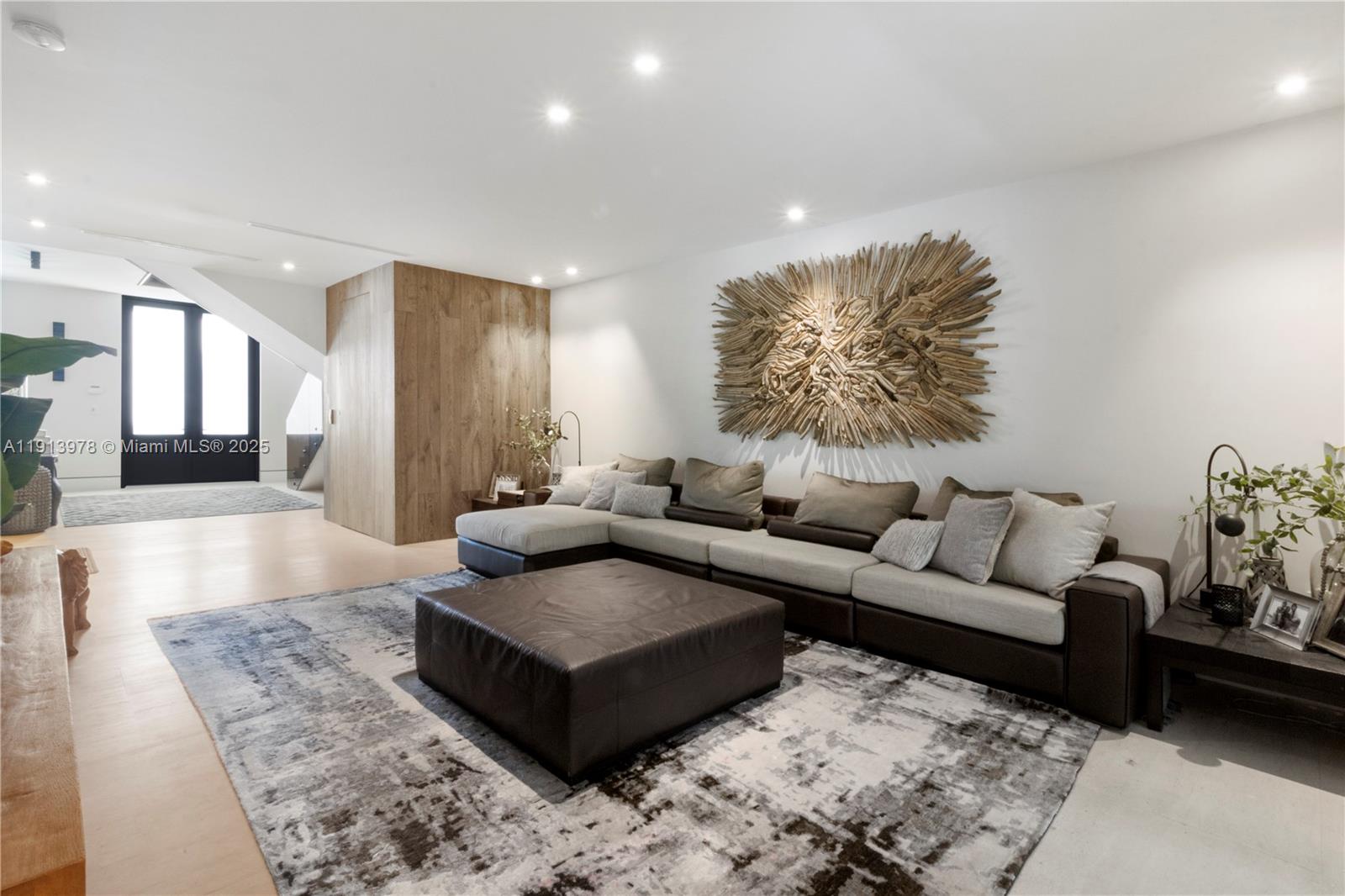 STEELE PARK SUB - Residential Lease