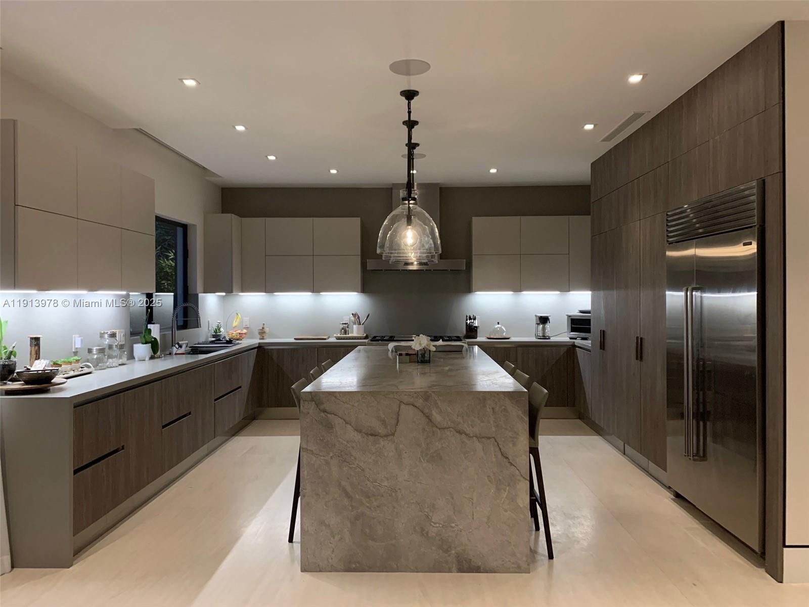 STEELE PARK SUB - Residential Lease