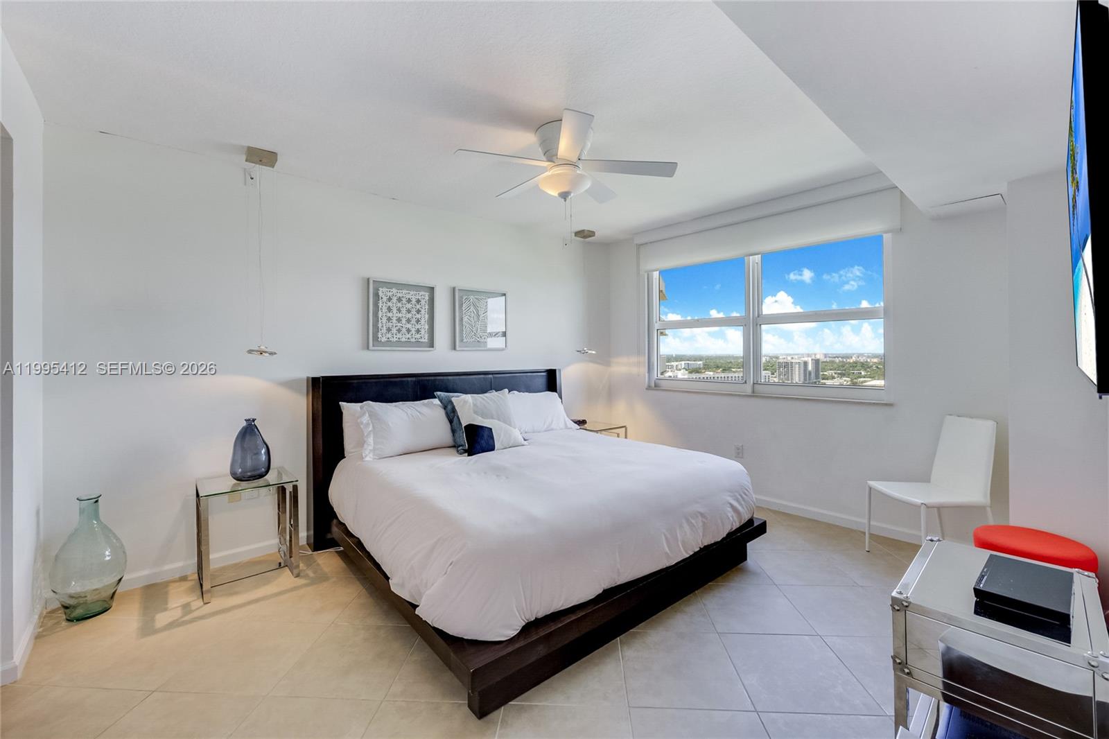 TURNBERRY ON THE GREEN CO - Residential