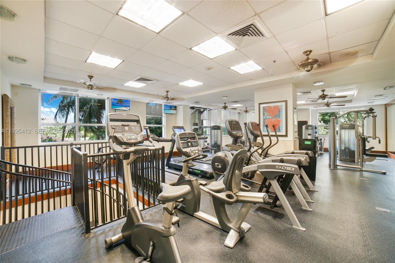 TURNBERRY ON THE GREEN CO - Residential