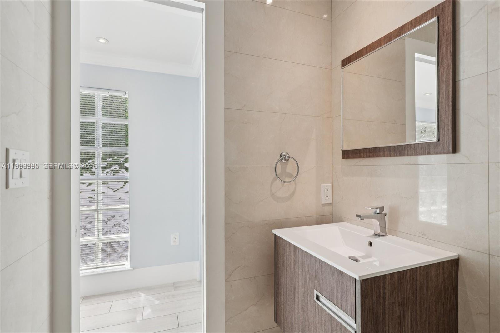 SUB OF FOSTER & SANCHEZ T - Residential