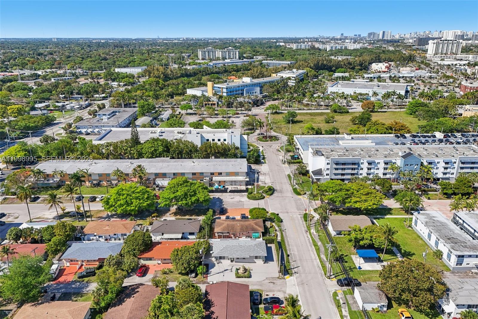 SUB OF FOSTER & SANCHEZ T - Residential