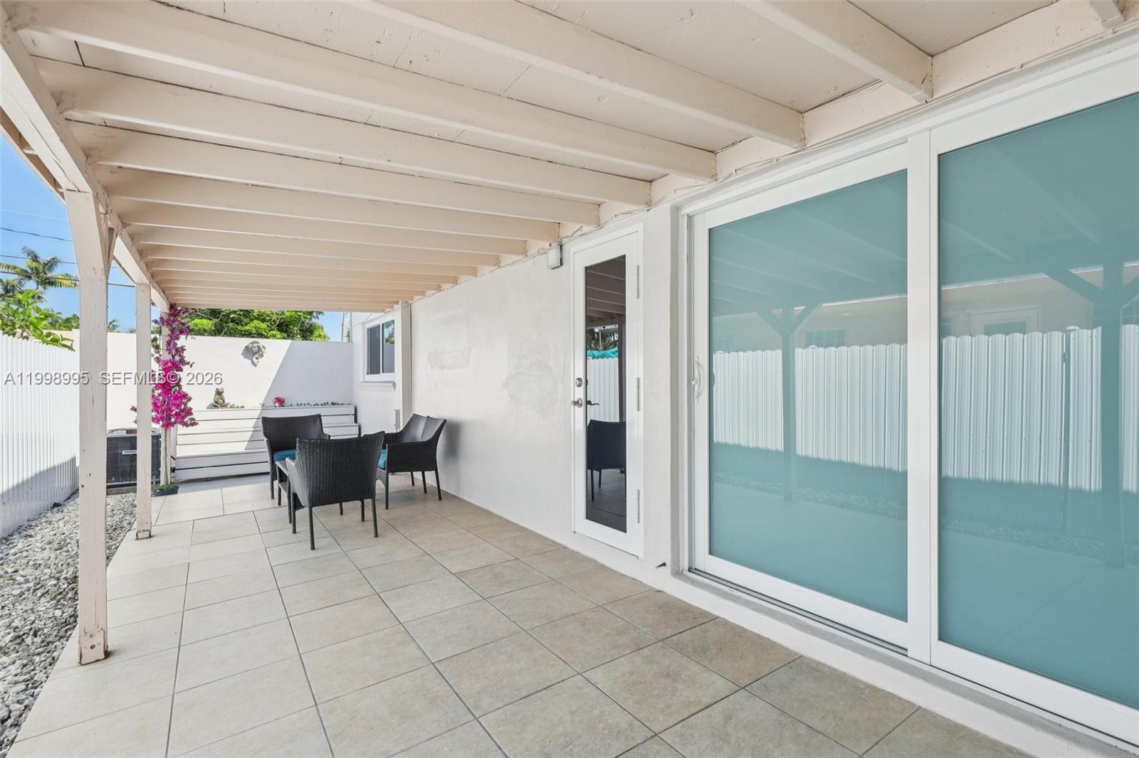 SUB OF FOSTER & SANCHEZ T - Residential