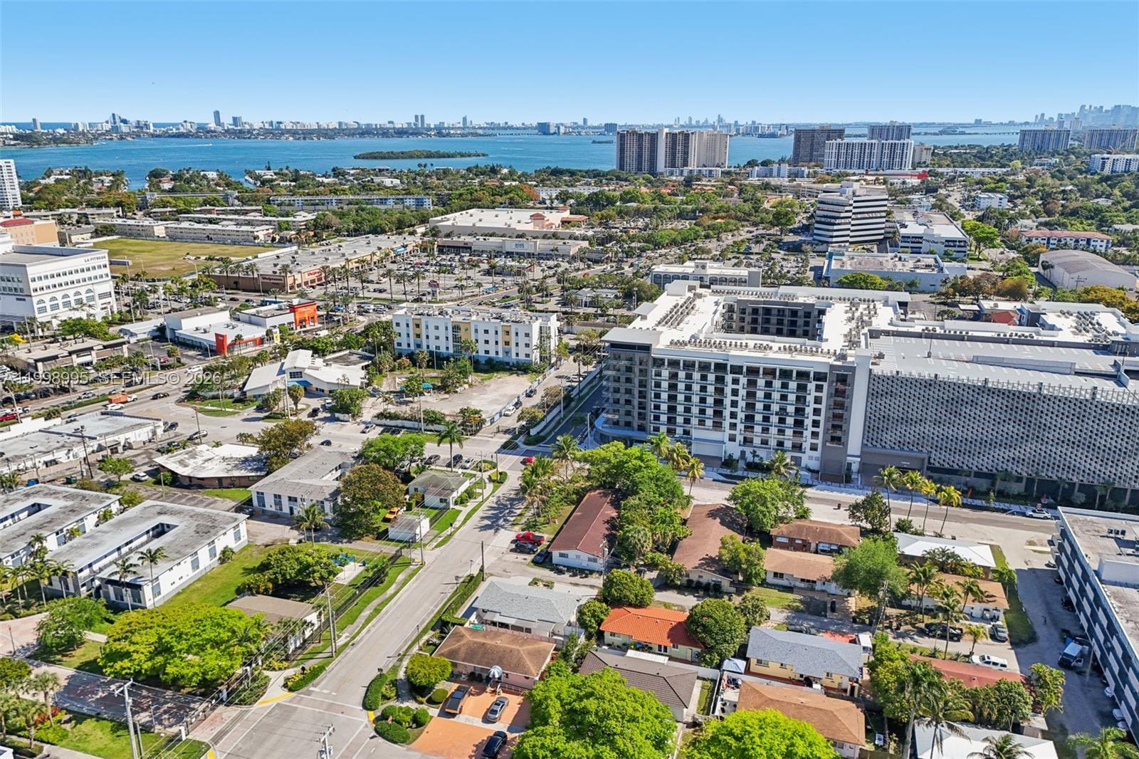 SUB OF FOSTER & SANCHEZ T - Residential