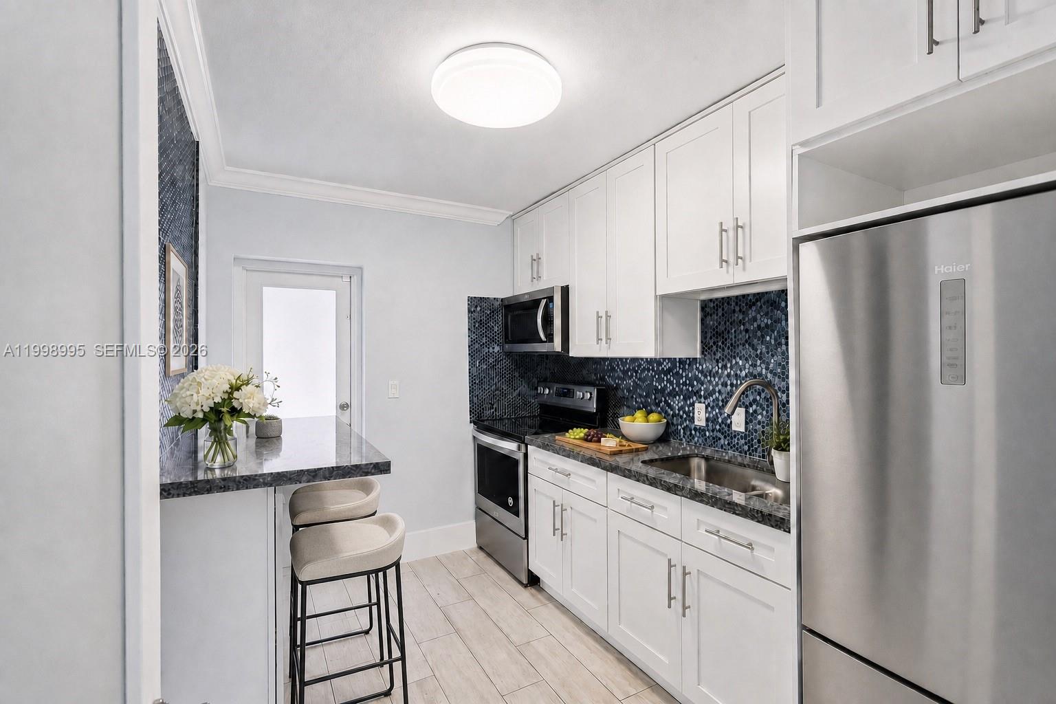 SUB OF FOSTER & SANCHEZ T - Residential