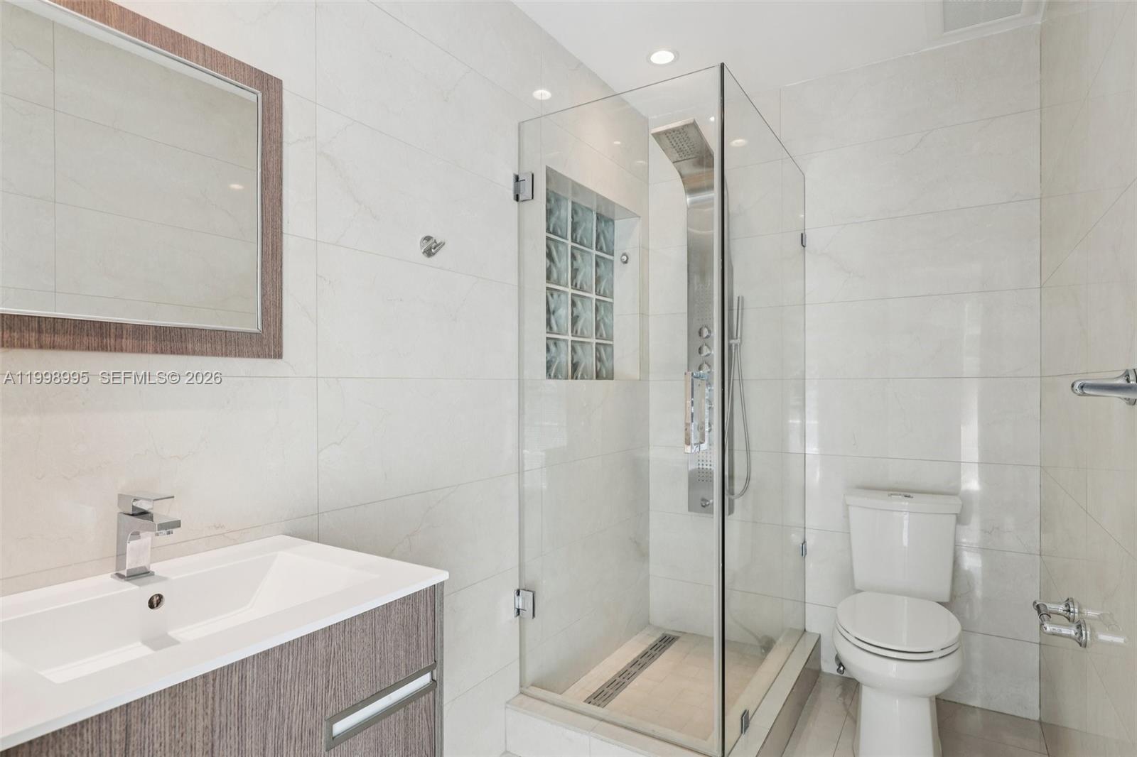 SUB OF FOSTER & SANCHEZ T - Residential