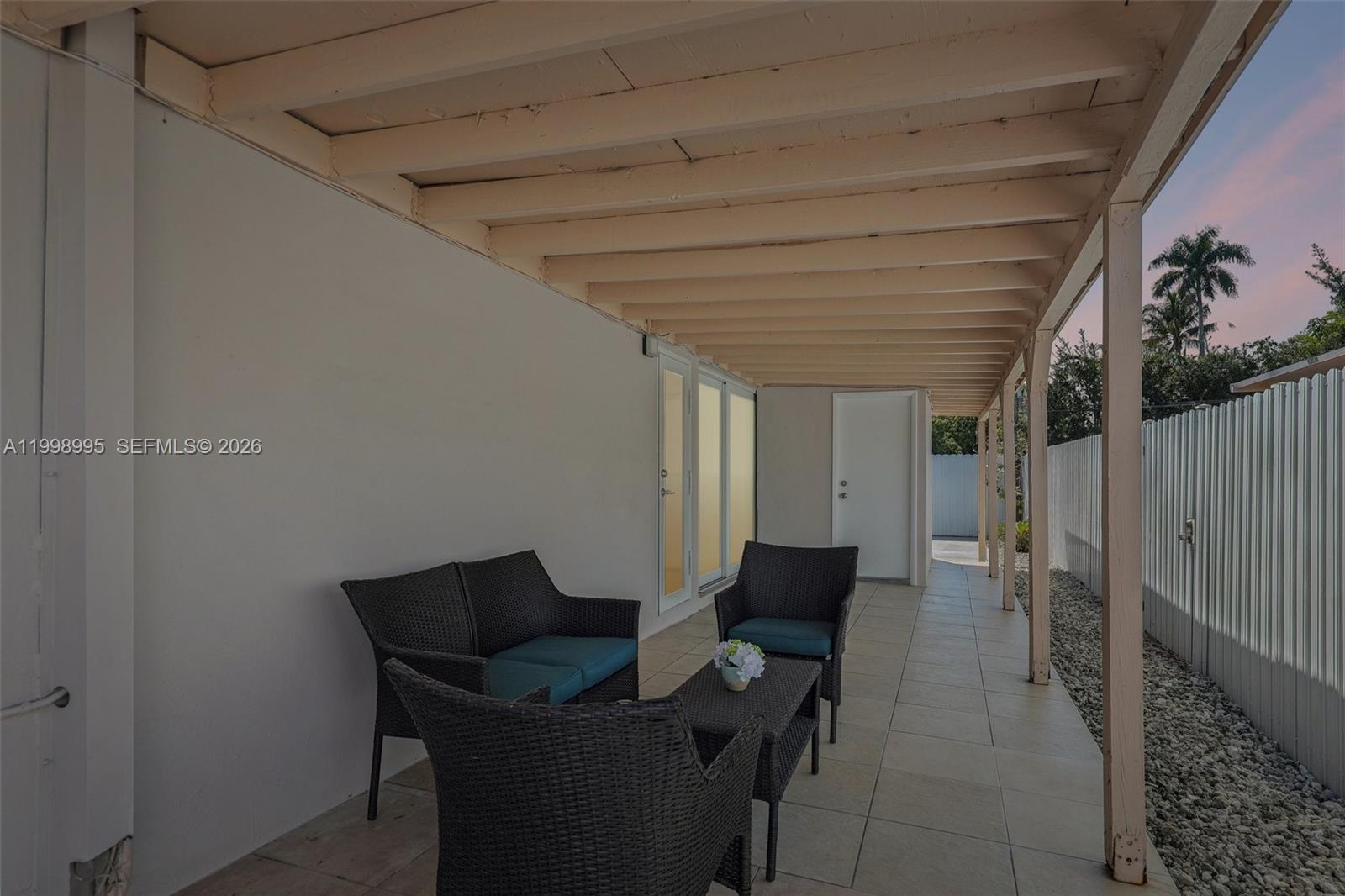 SUB OF FOSTER & SANCHEZ T - Residential