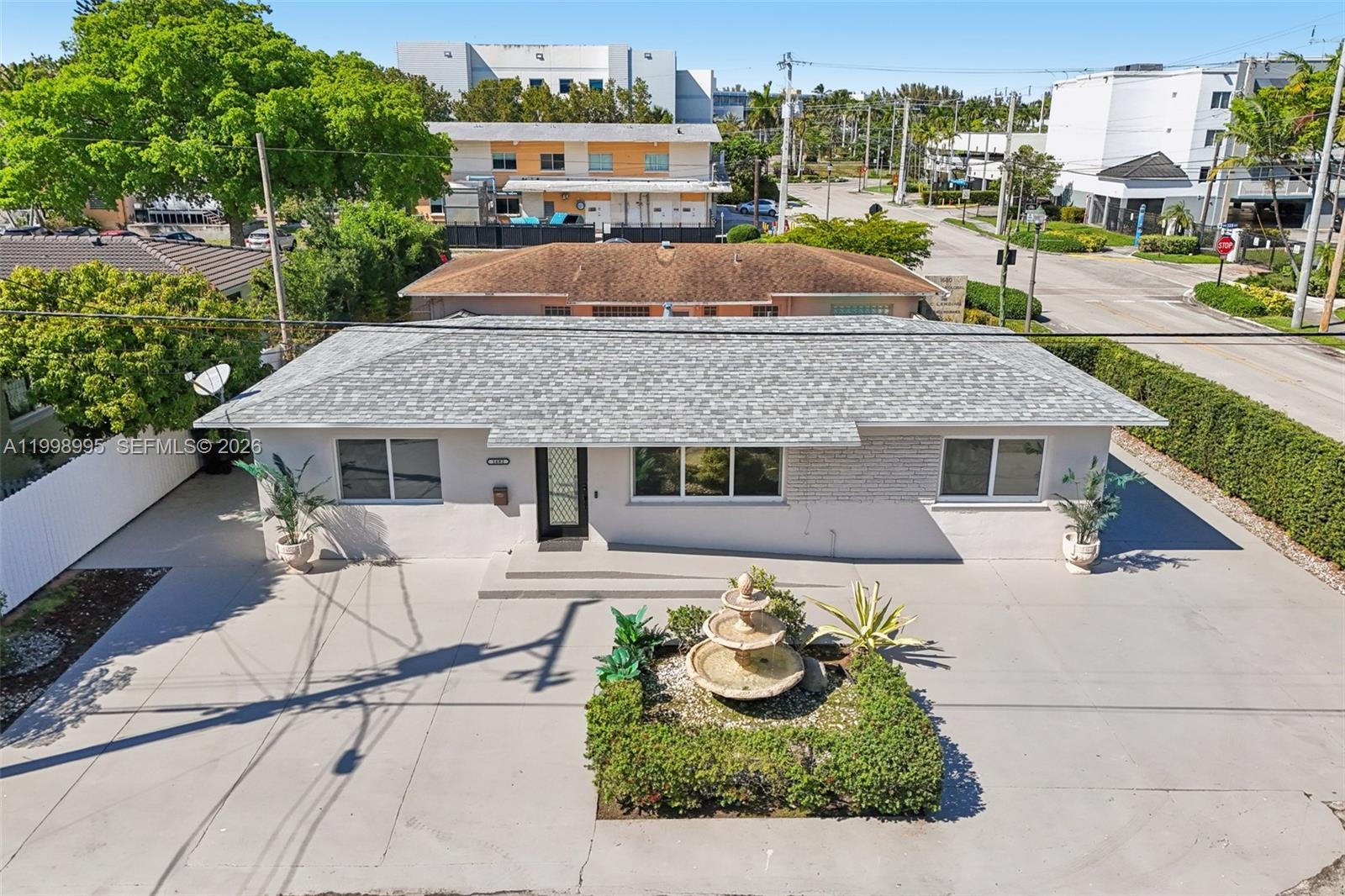 SUB OF FOSTER & SANCHEZ T - Residential