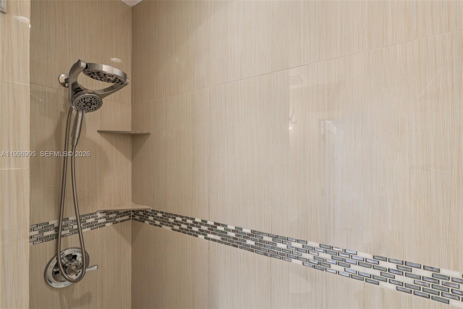 SUB OF FOSTER & SANCHEZ T - Residential