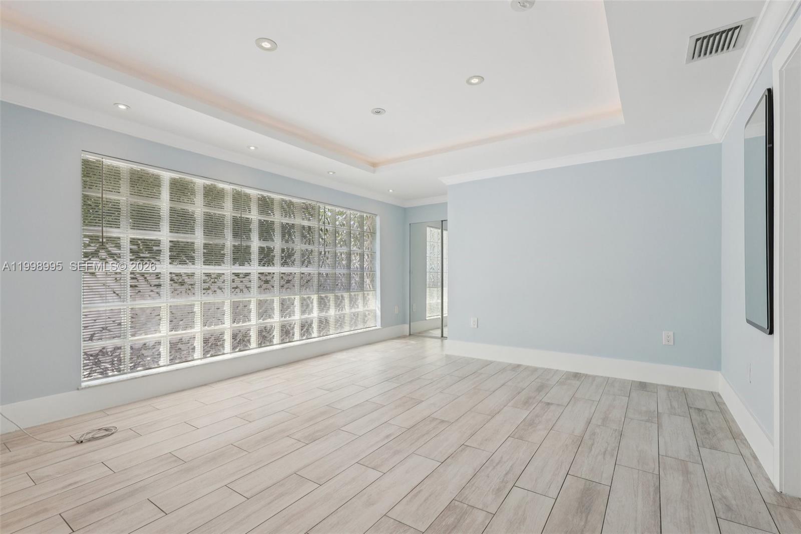 SUB OF FOSTER & SANCHEZ T - Residential