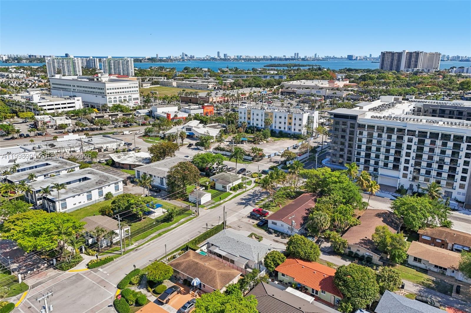 SUB OF FOSTER & SANCHEZ T - Residential