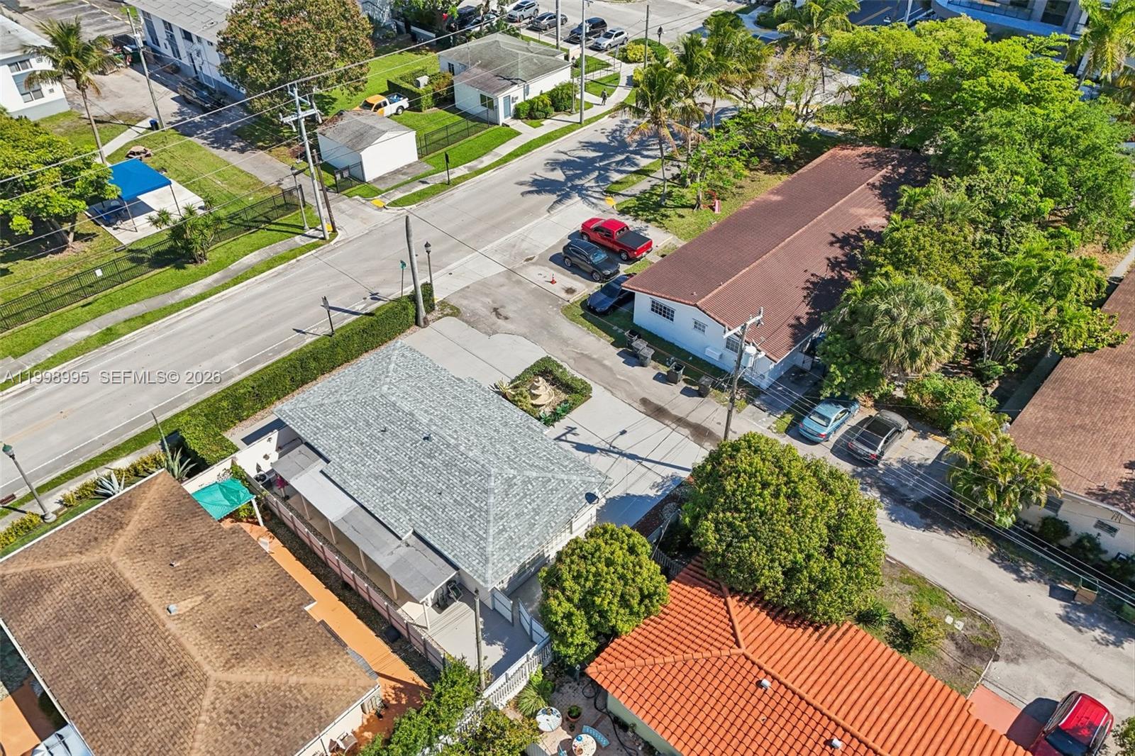 SUB OF FOSTER & SANCHEZ T - Residential