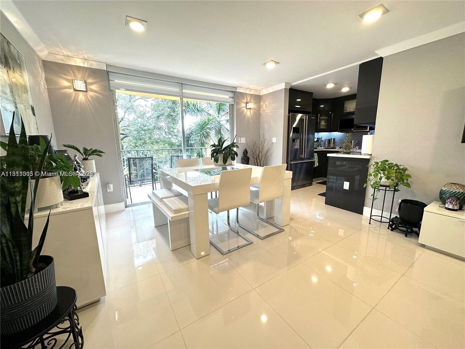 9350 Fontainebleau Blvd 414, Miami, Broward County, Florida - 2 Bedrooms  
2 Bathrooms - 