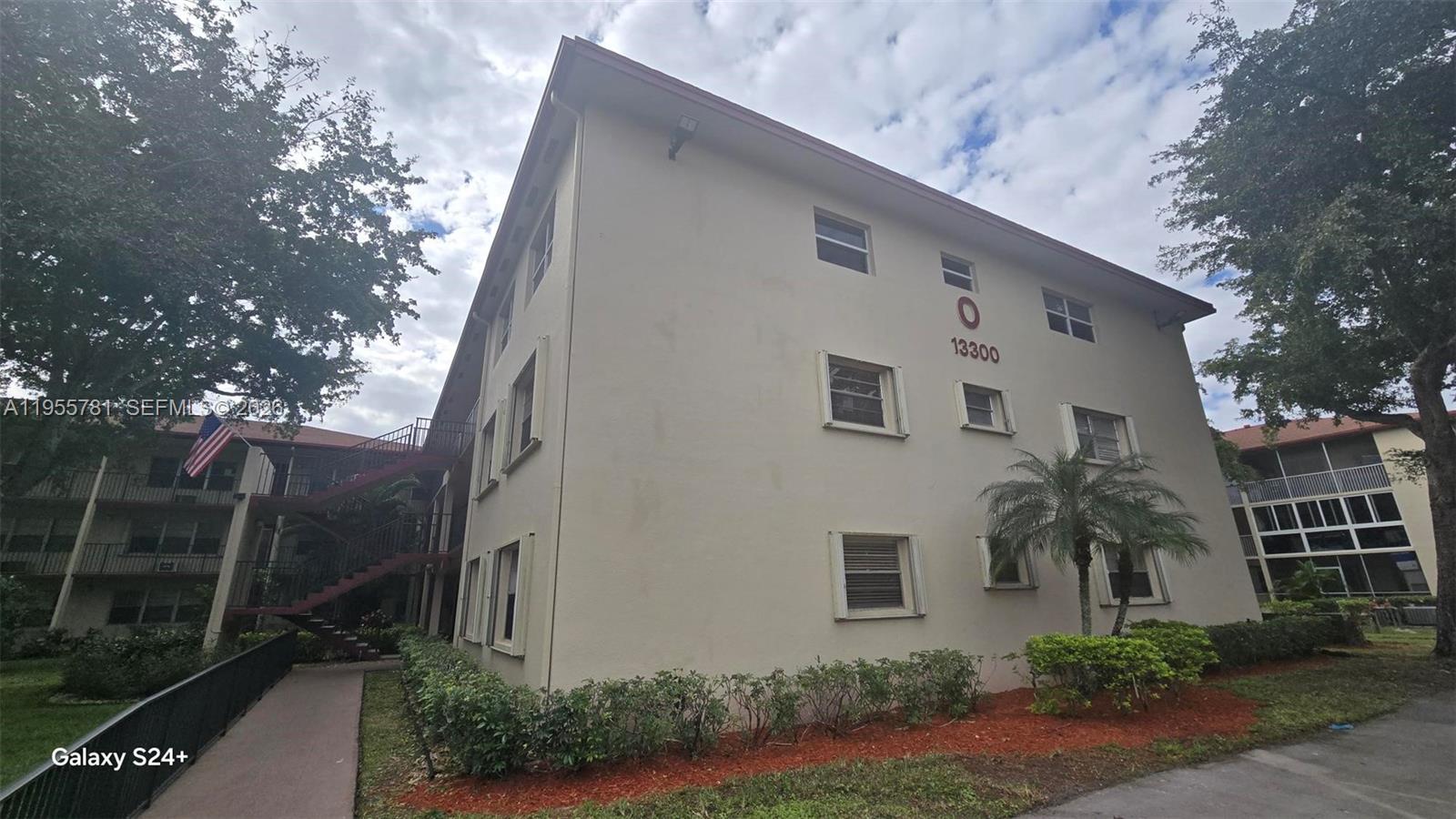 NEW HAMPTON AT CENTURY VI - Residential