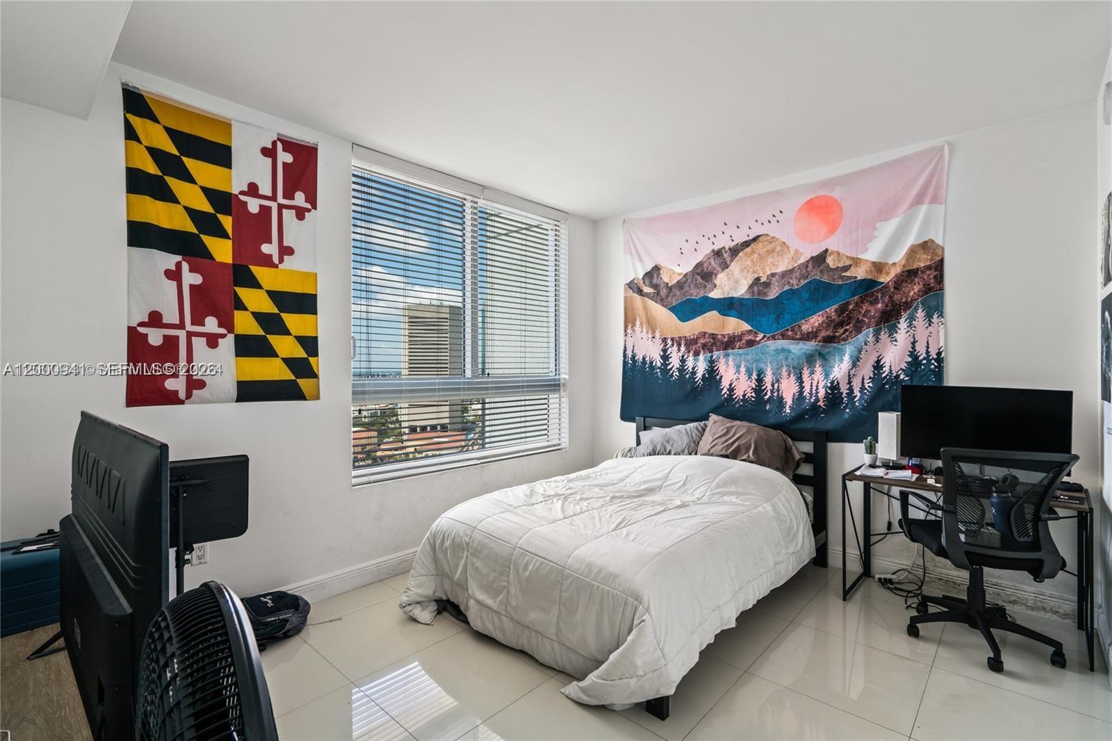 IVY CONDO - Residential Lease