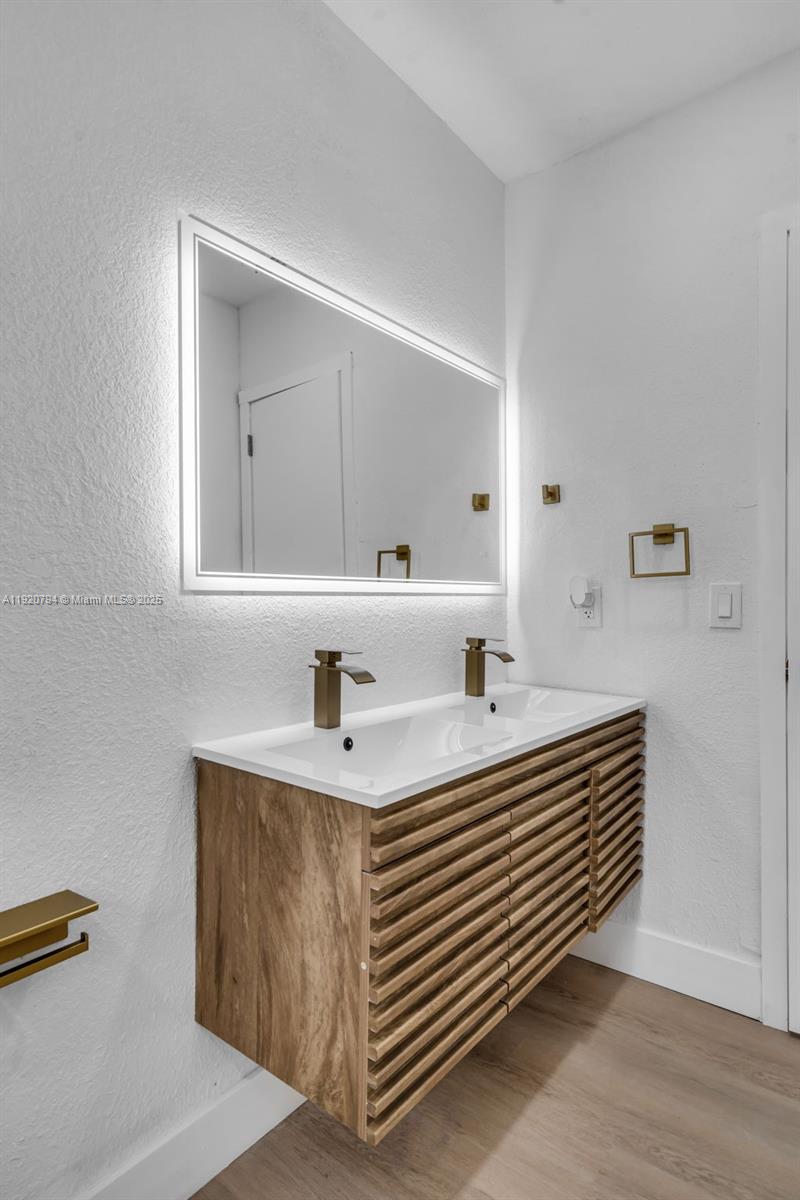 MYRTLE GROVE 1ST ADDN - Residential