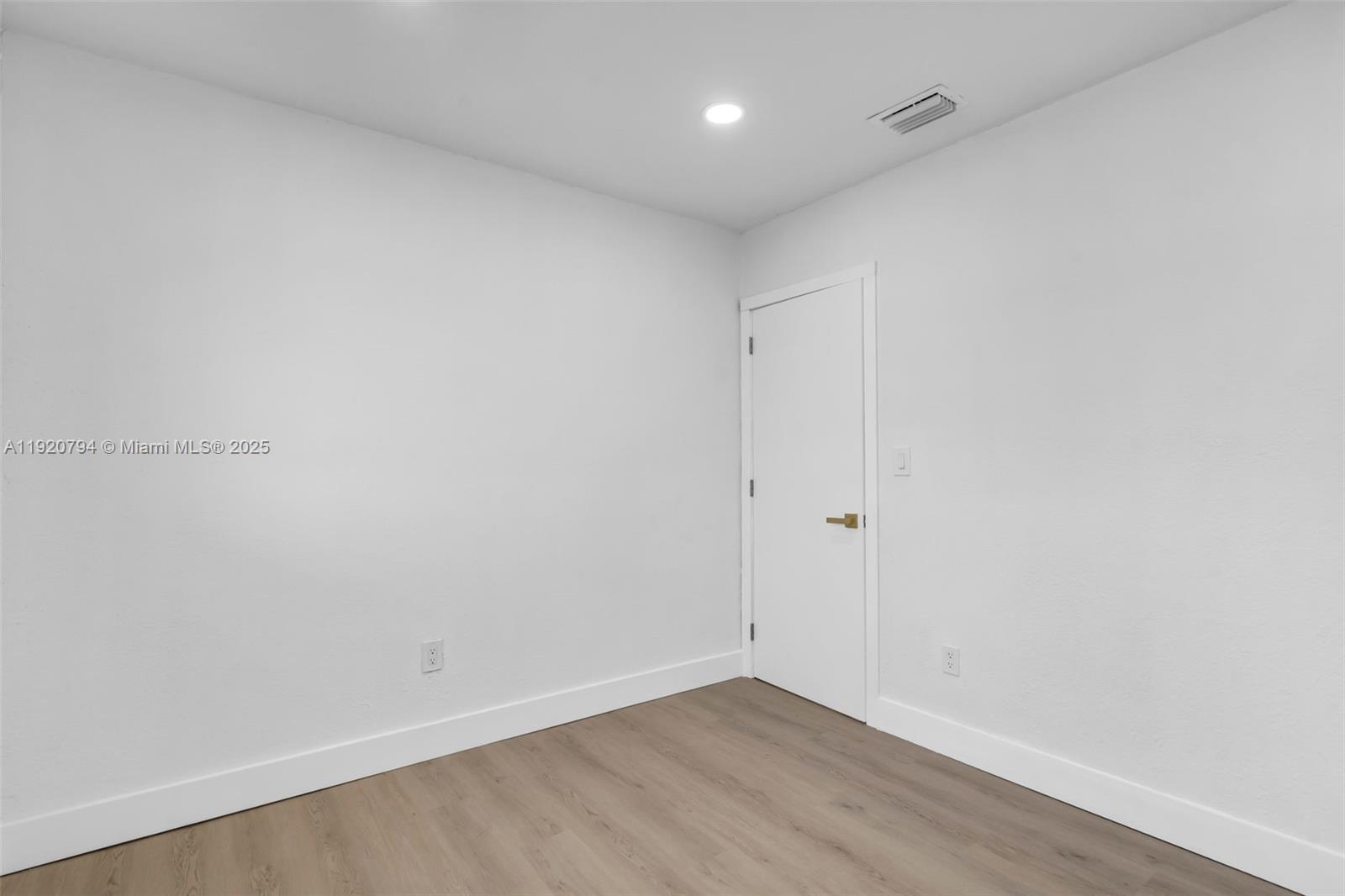 MYRTLE GROVE 1ST ADDN - Residential