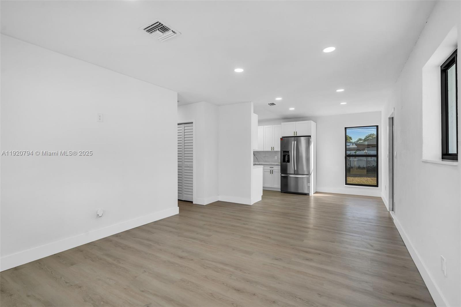 MYRTLE GROVE 1ST ADDN - Residential