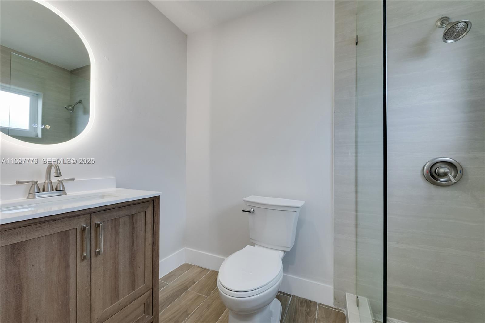 FLORAL GARDENS - Residential Lease