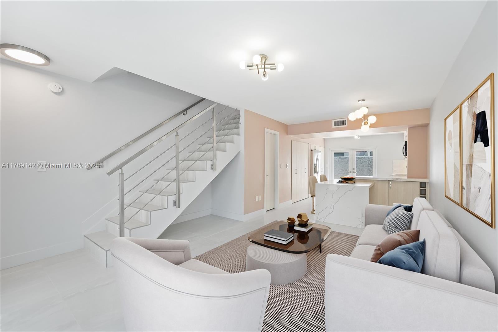619 Michigan Ave 4