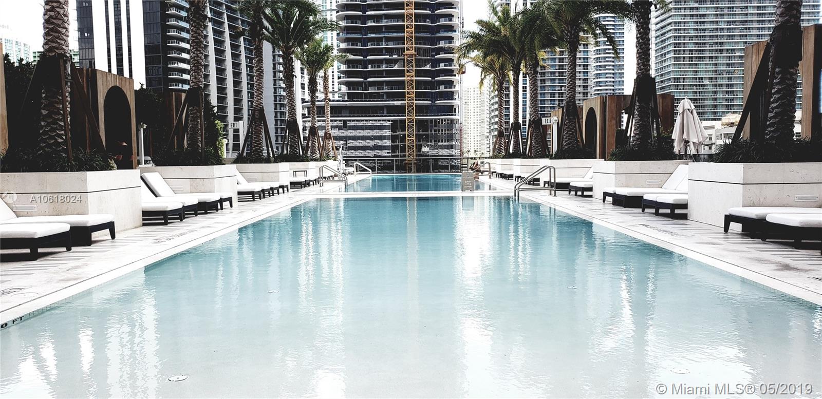 SLS LUX BRICKELL - Residential Lease