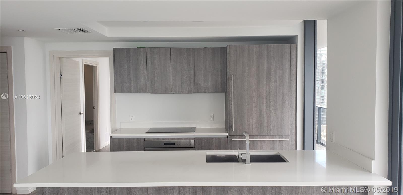 SLS LUX BRICKELL - Residential Lease