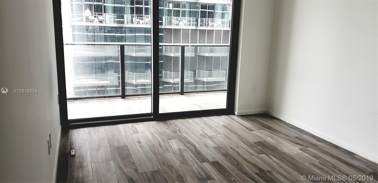 SLS LUX BRICKELL - Residential Lease