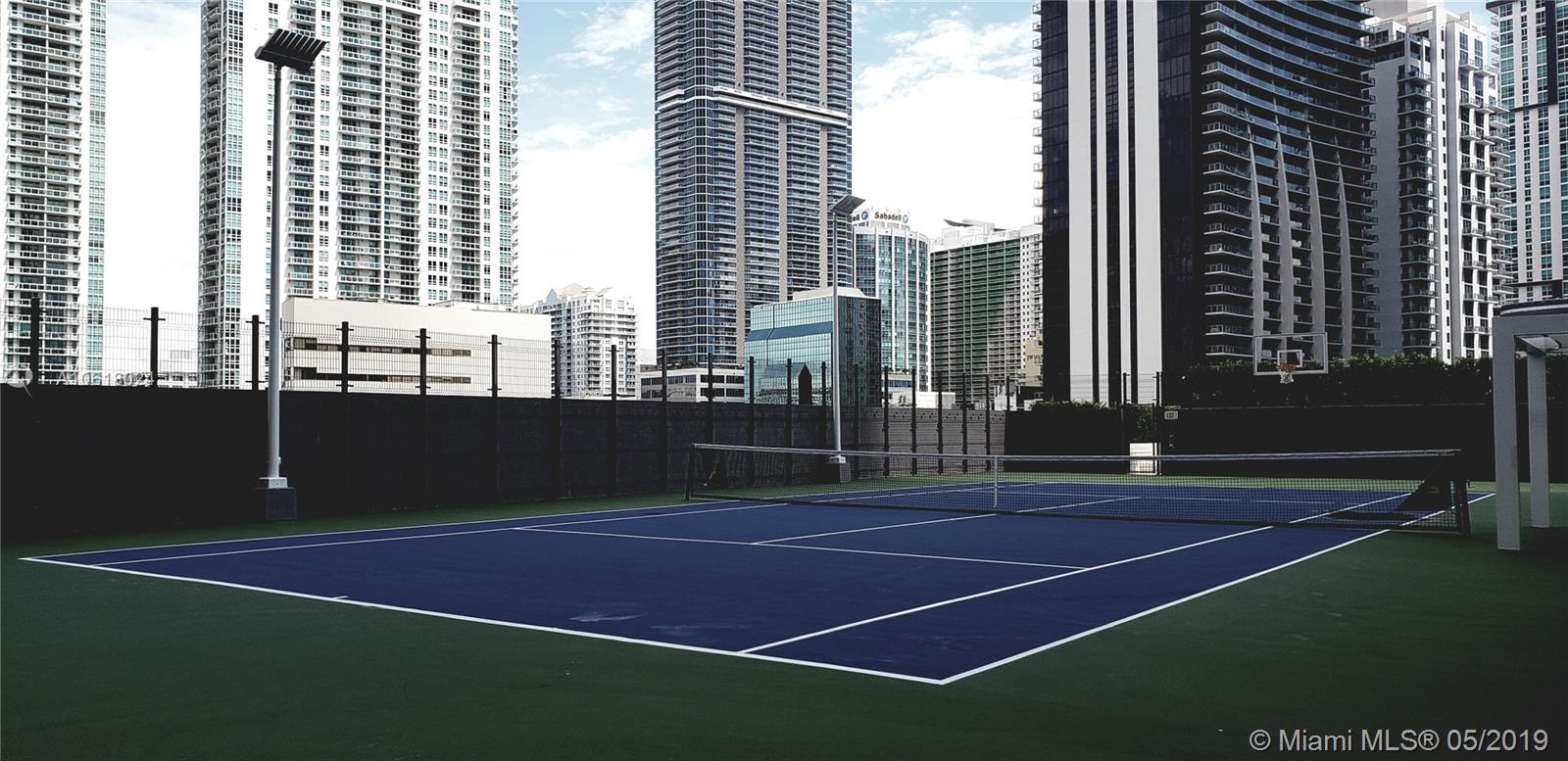 SLS LUX BRICKELL - Residential Lease