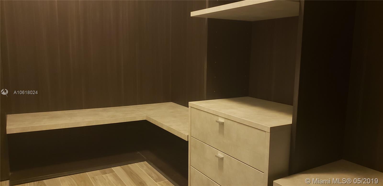 SLS LUX BRICKELL - Residential Lease