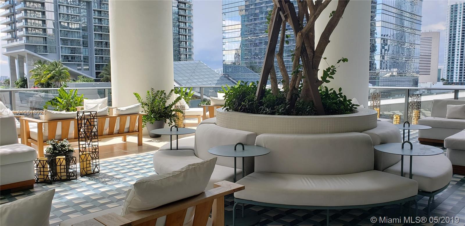 SLS LUX BRICKELL - Residential Lease