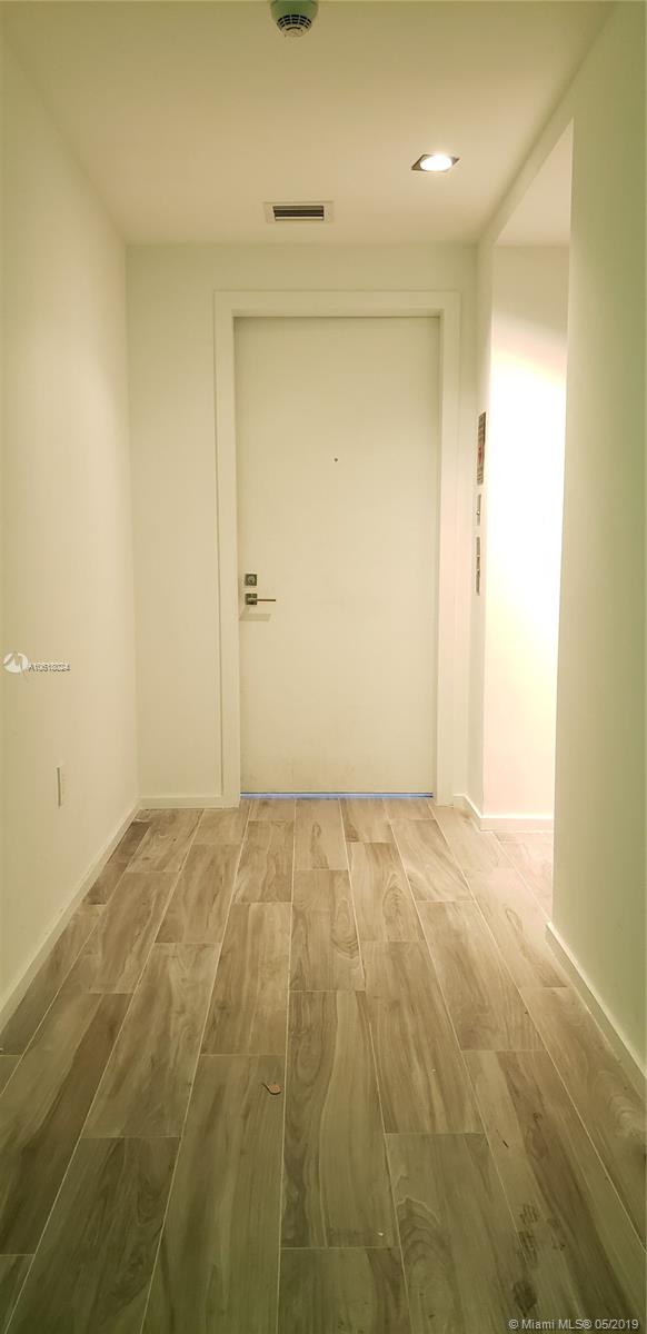 SLS LUX BRICKELL - Residential Lease