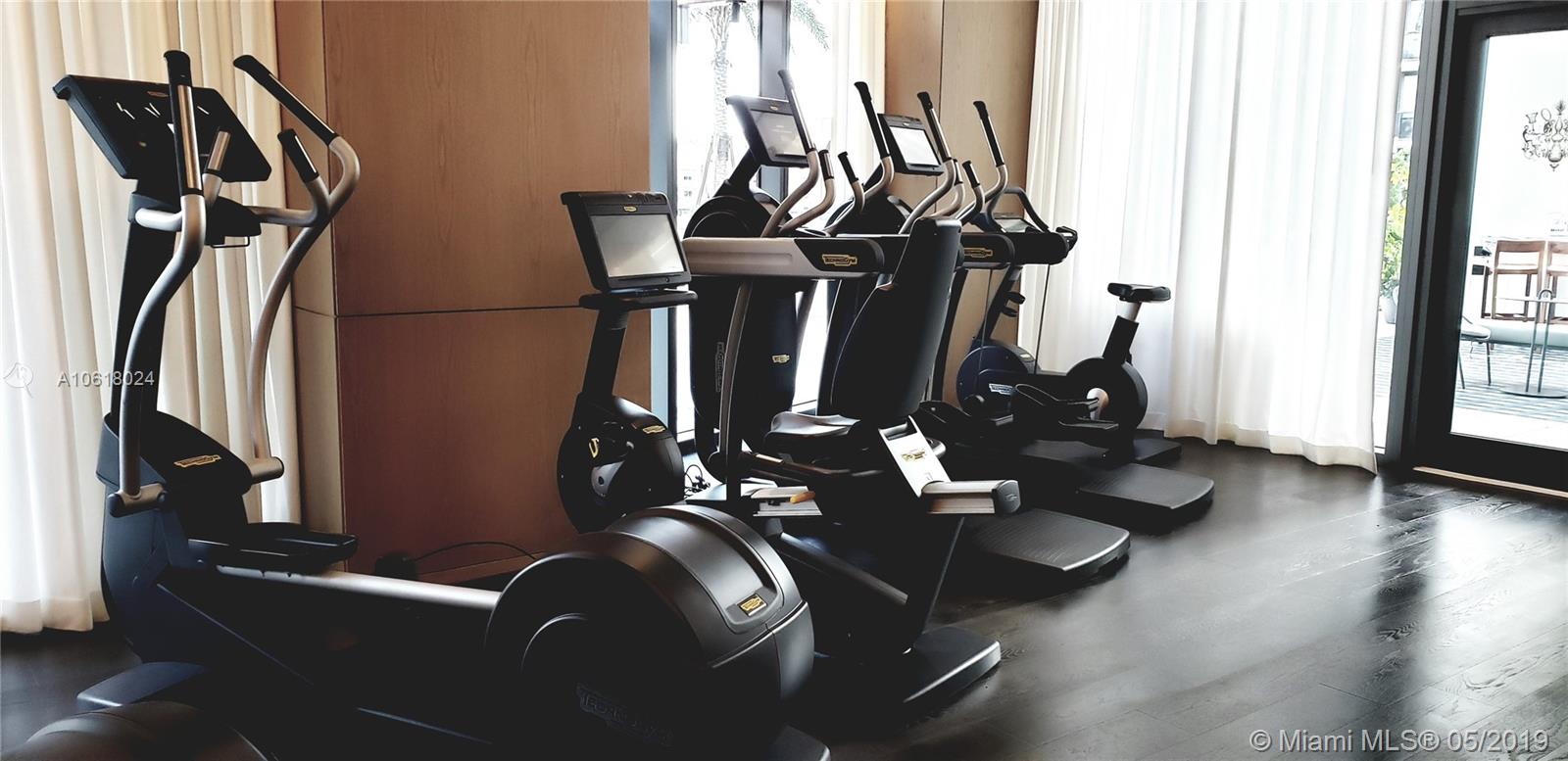 SLS LUX BRICKELL - Residential Lease