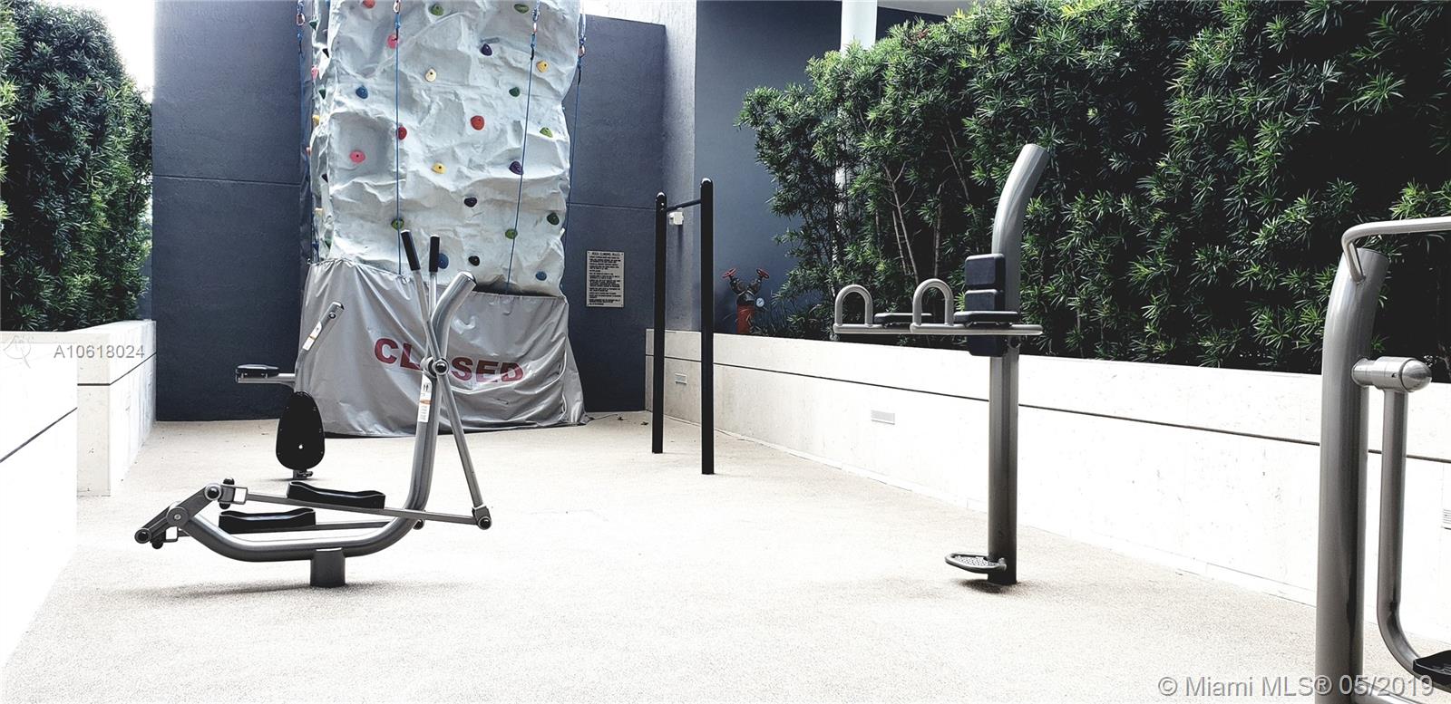 SLS LUX BRICKELL - Residential Lease