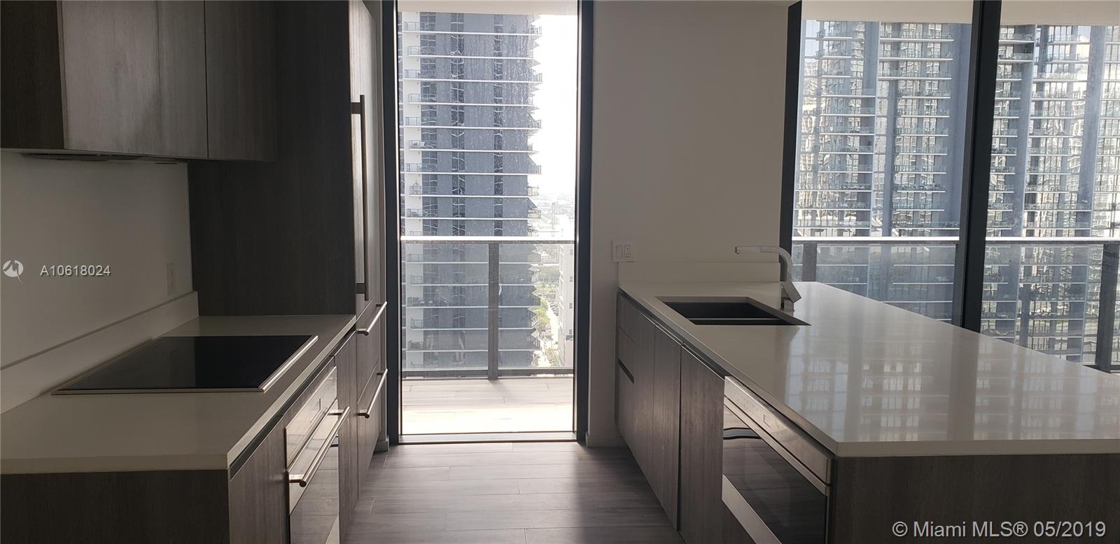 SLS LUX BRICKELL - Residential Lease