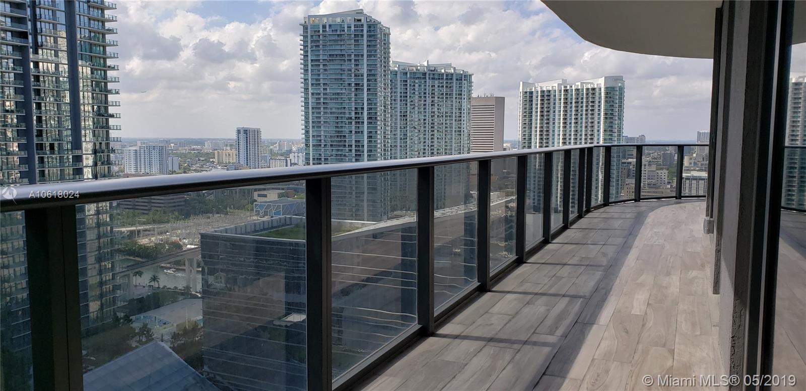SLS LUX BRICKELL - Residential Lease