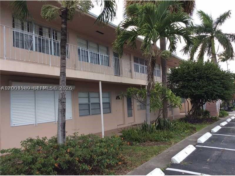 230 SW 11th Ave 14