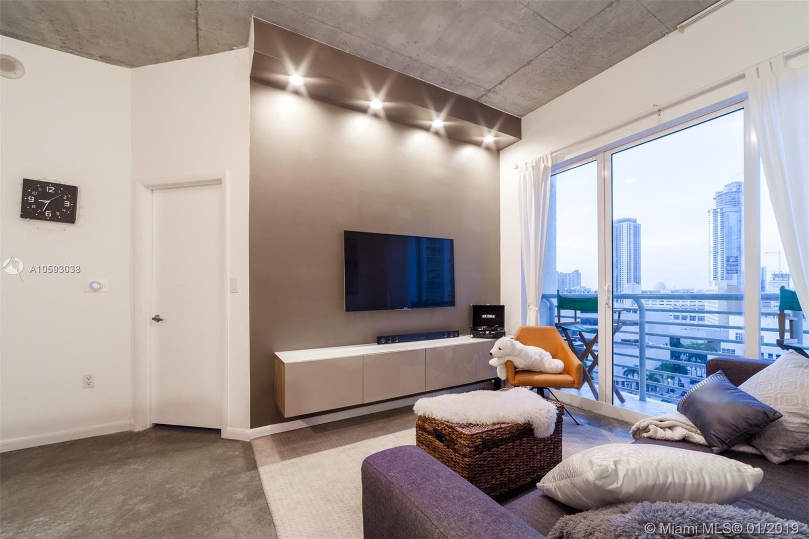 THE LOFT DOWNTOWN II CONDO - Residential Lease