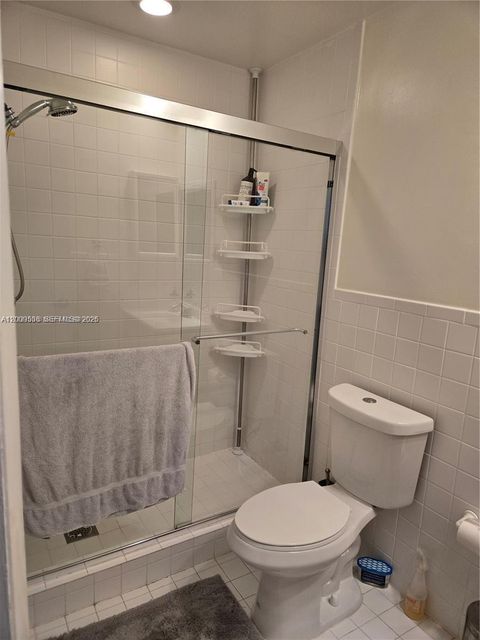 Tiny photo for 295 Jacaranda Dr #20, Plantation, FL 33324 (MLS # A12009536)