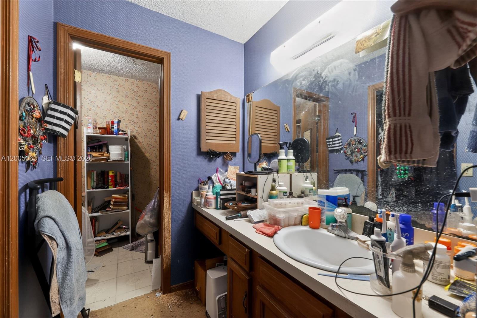 OAK POINT UNIT 1 - Residential