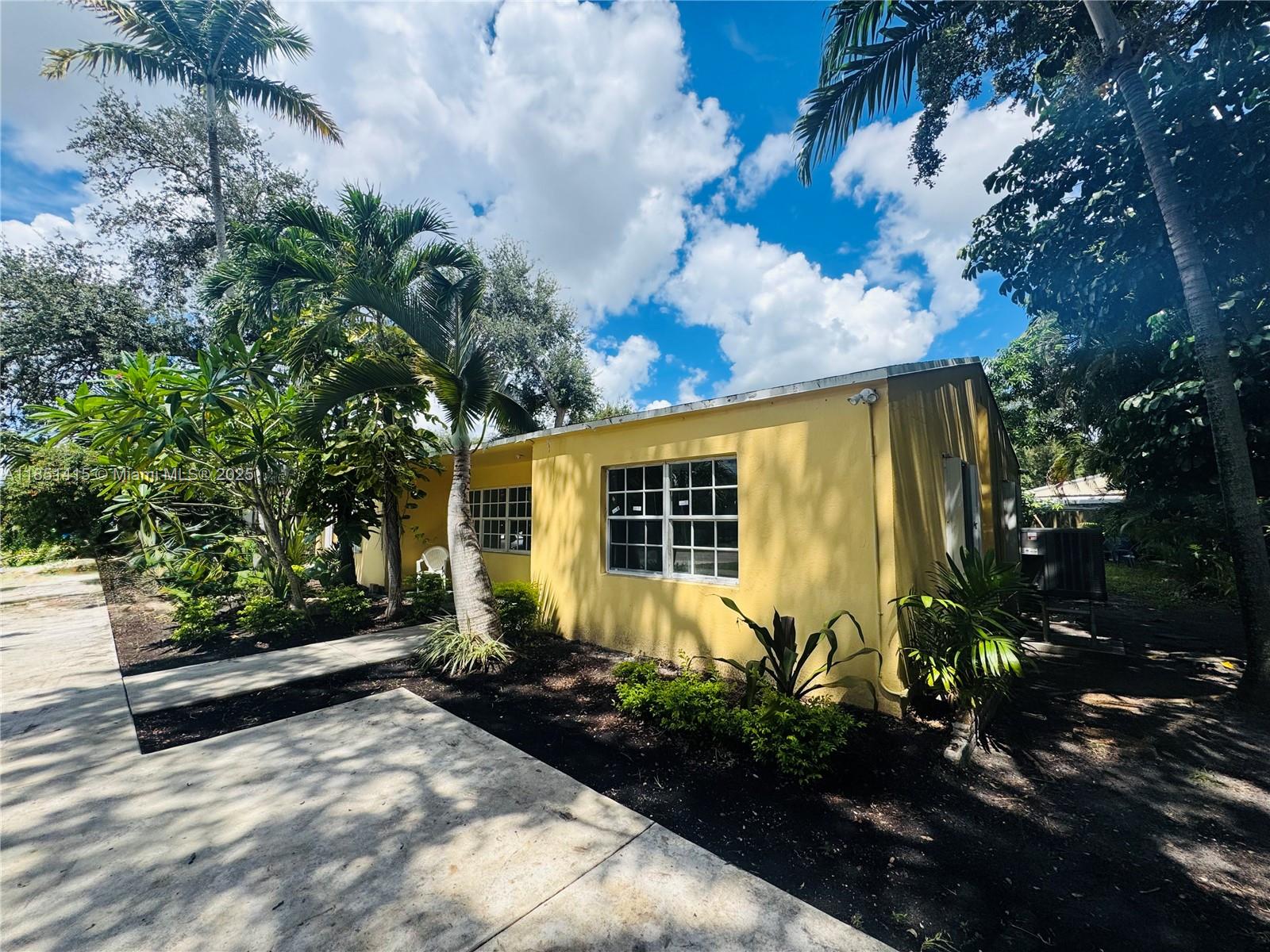 1767 NW 93rd St