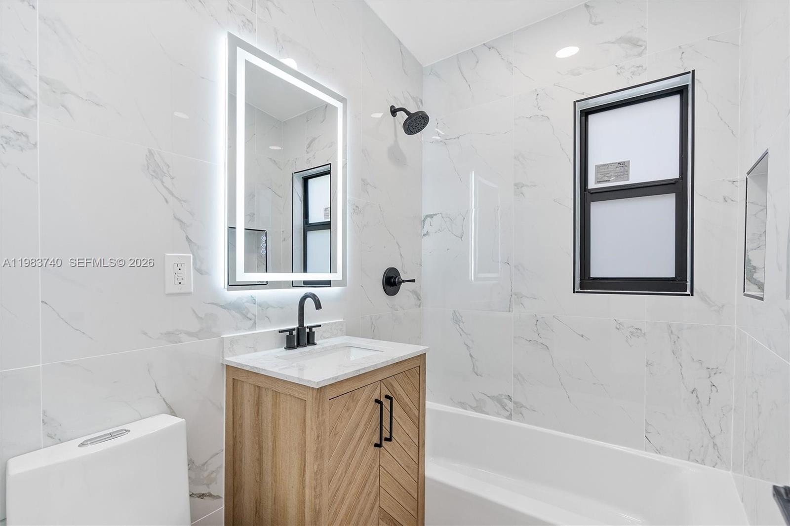 LAKE FOREST SEC ONE - Residential