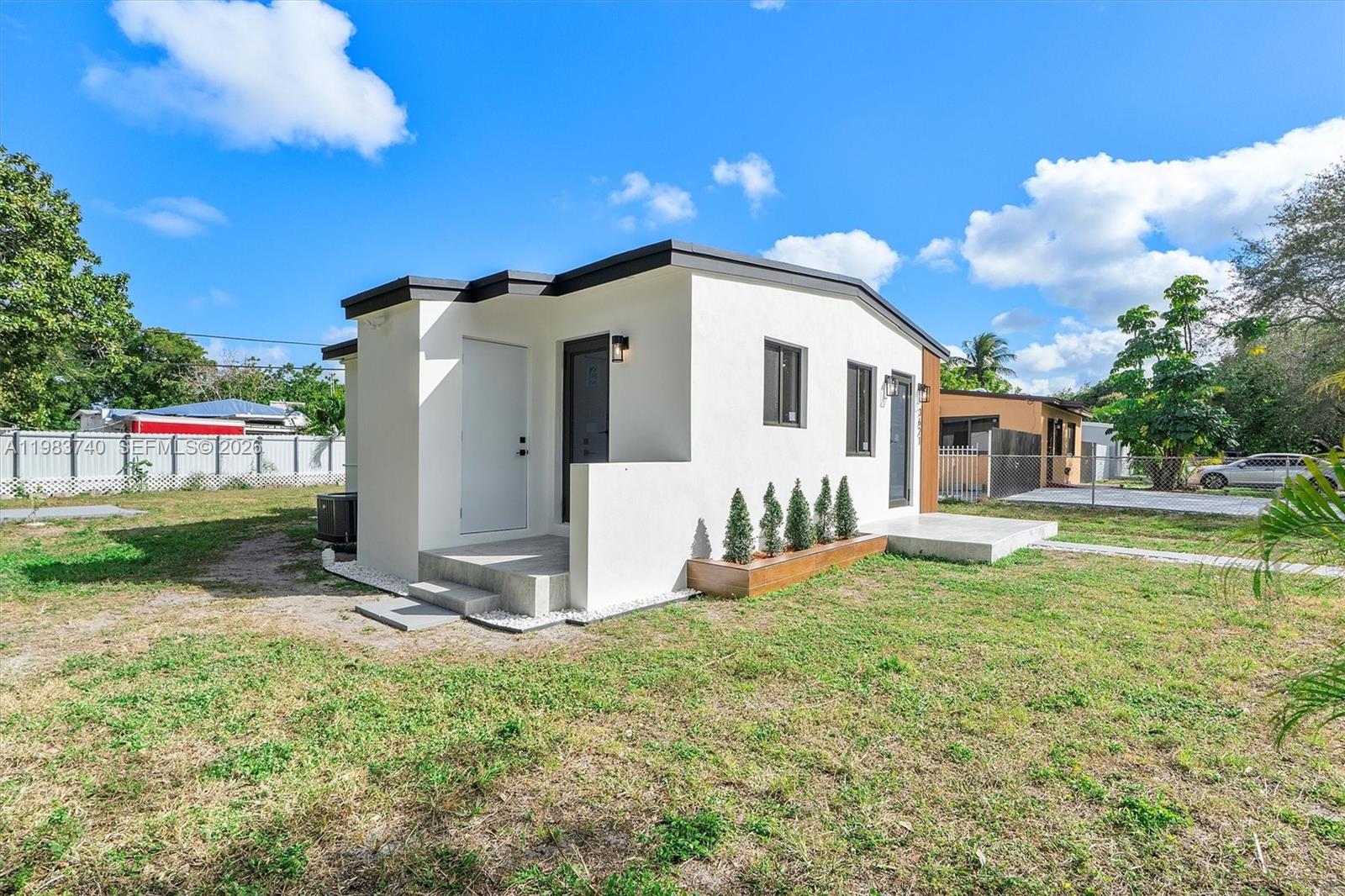 LAKE FOREST SEC ONE - Residential