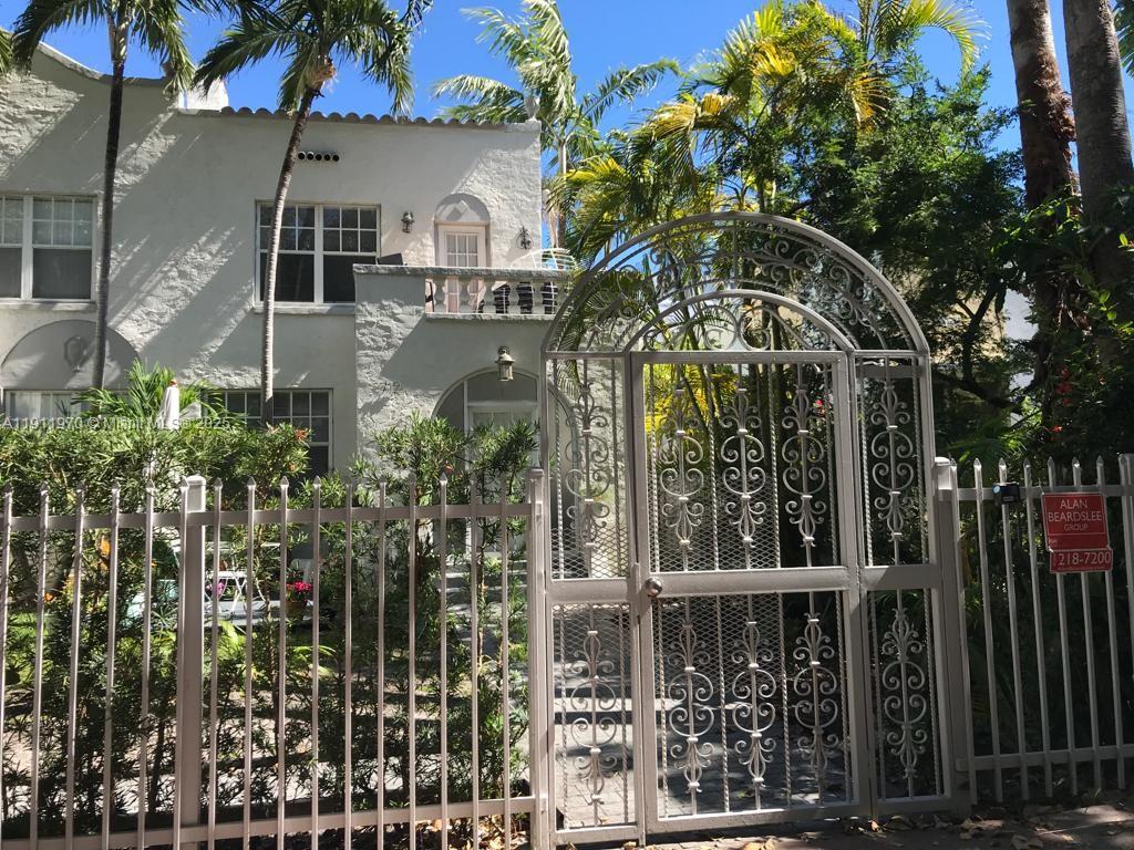 VILLA VENETO CONDO - Residential Lease