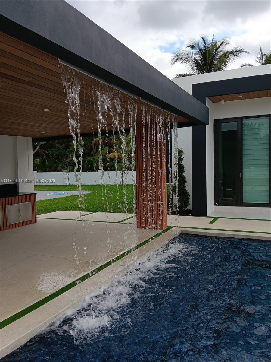 MILLER DRIVE ESTATES - Residential