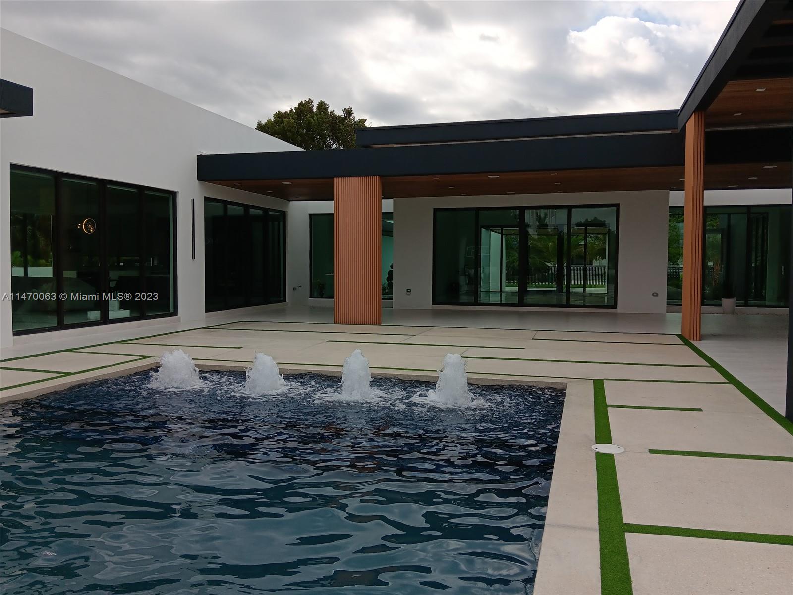 MILLER DRIVE ESTATES - Residential