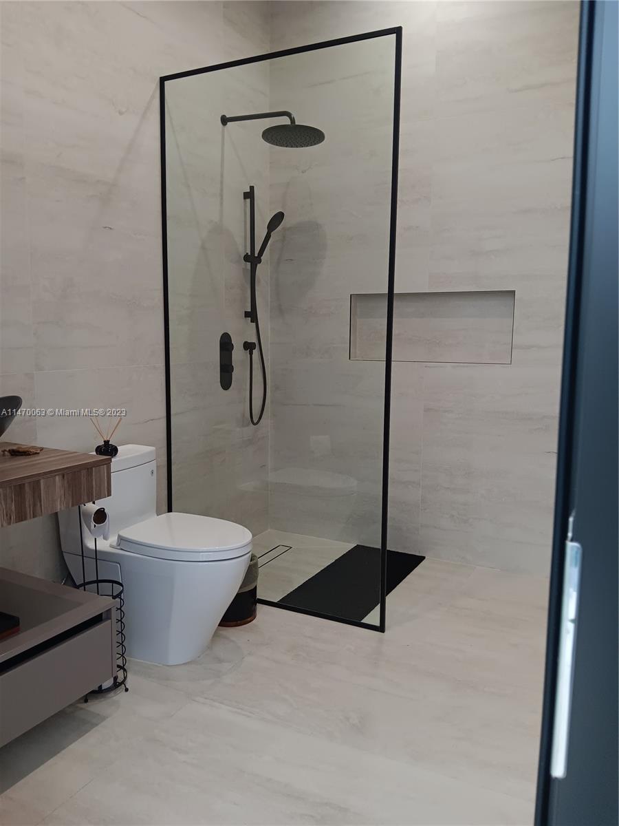 MILLER DRIVE ESTATES - Residential