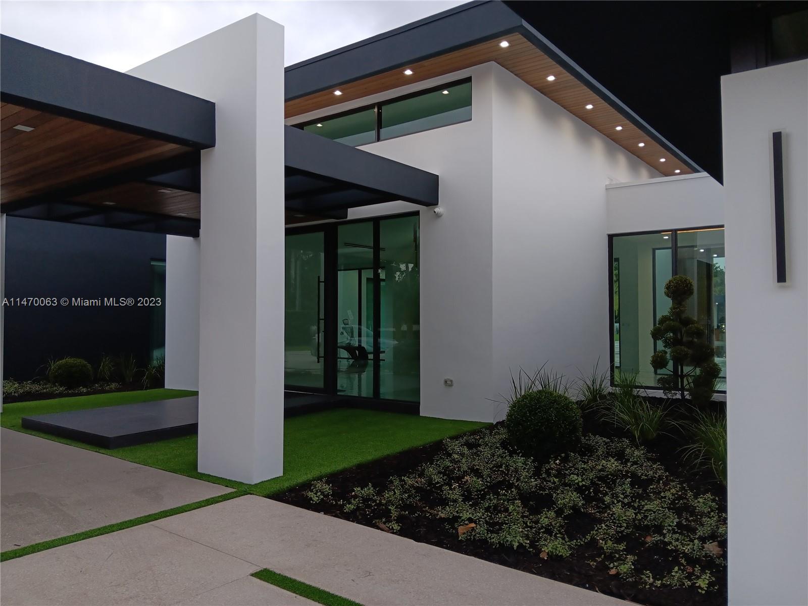 MILLER DRIVE ESTATES - Residential