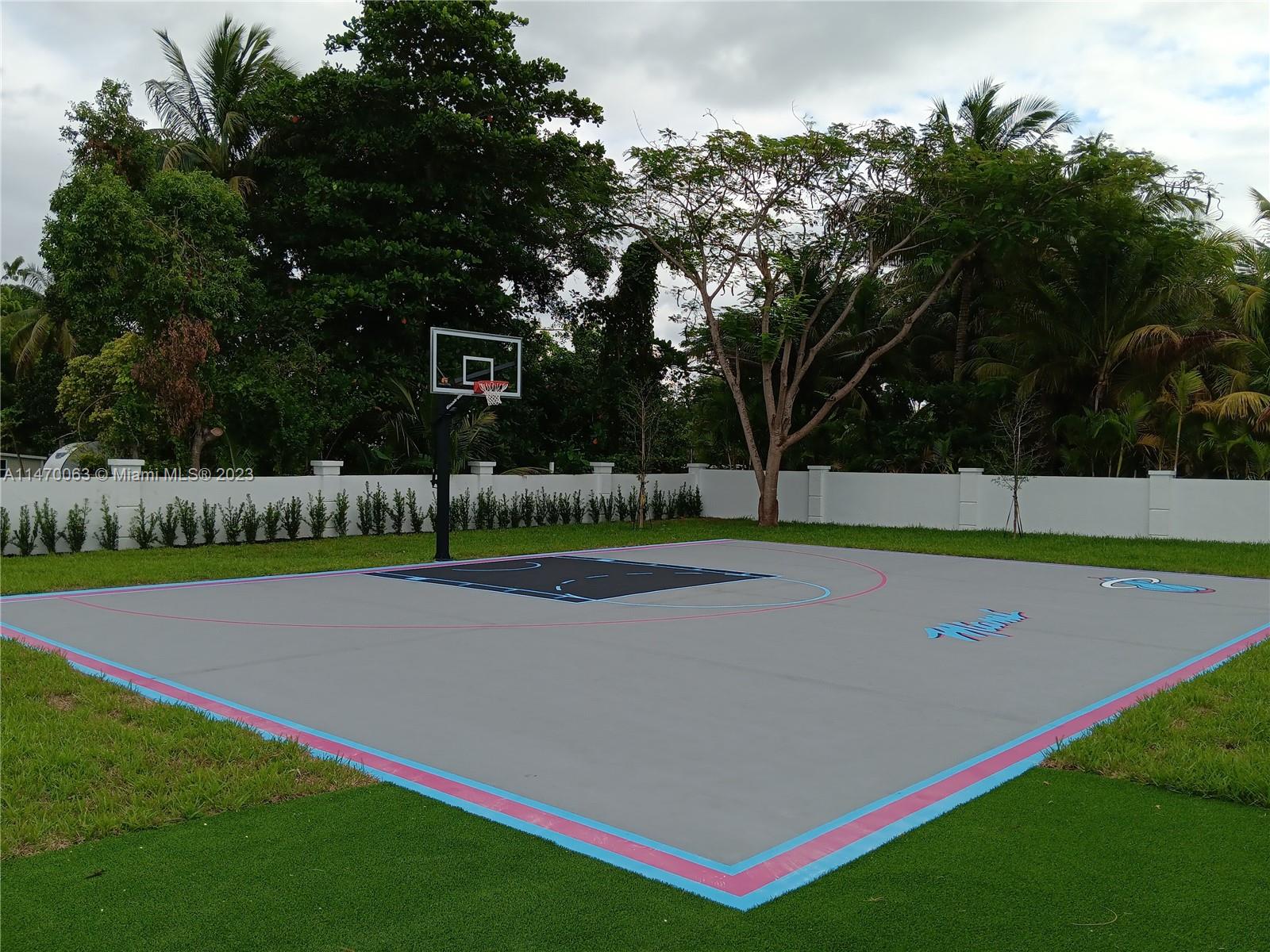 MILLER DRIVE ESTATES - Residential