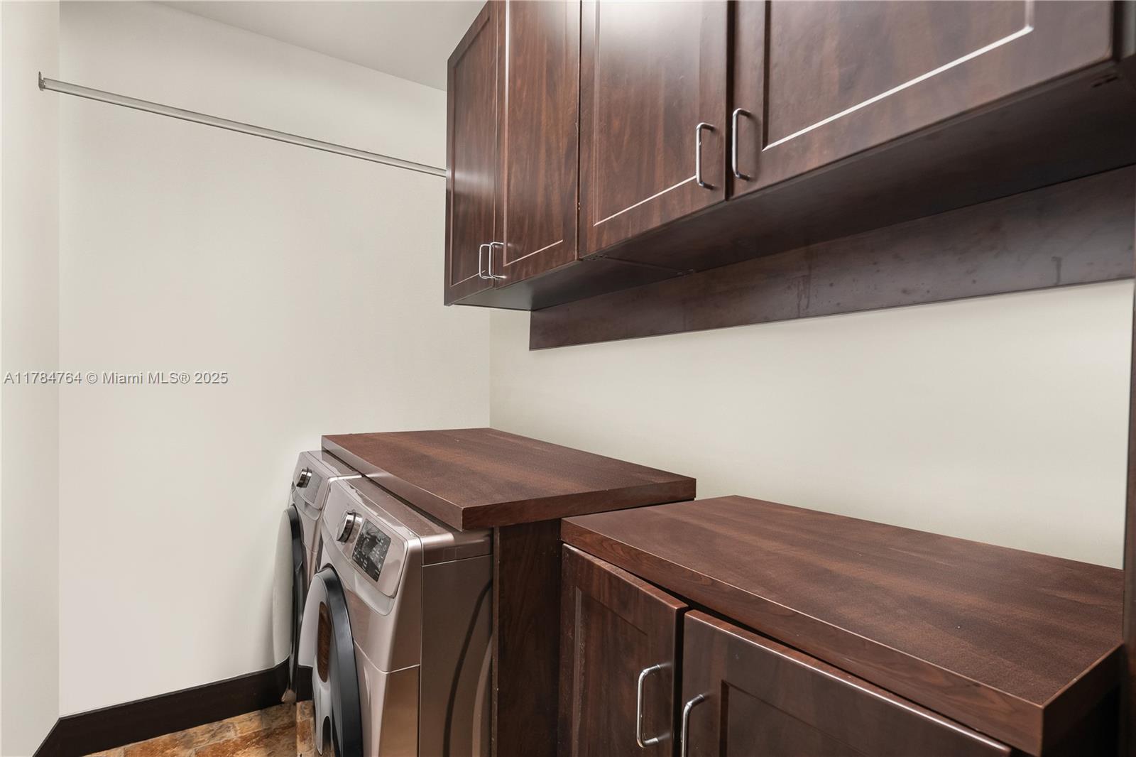 C GAB COUNTRY CLUB SEC 5 - Residential